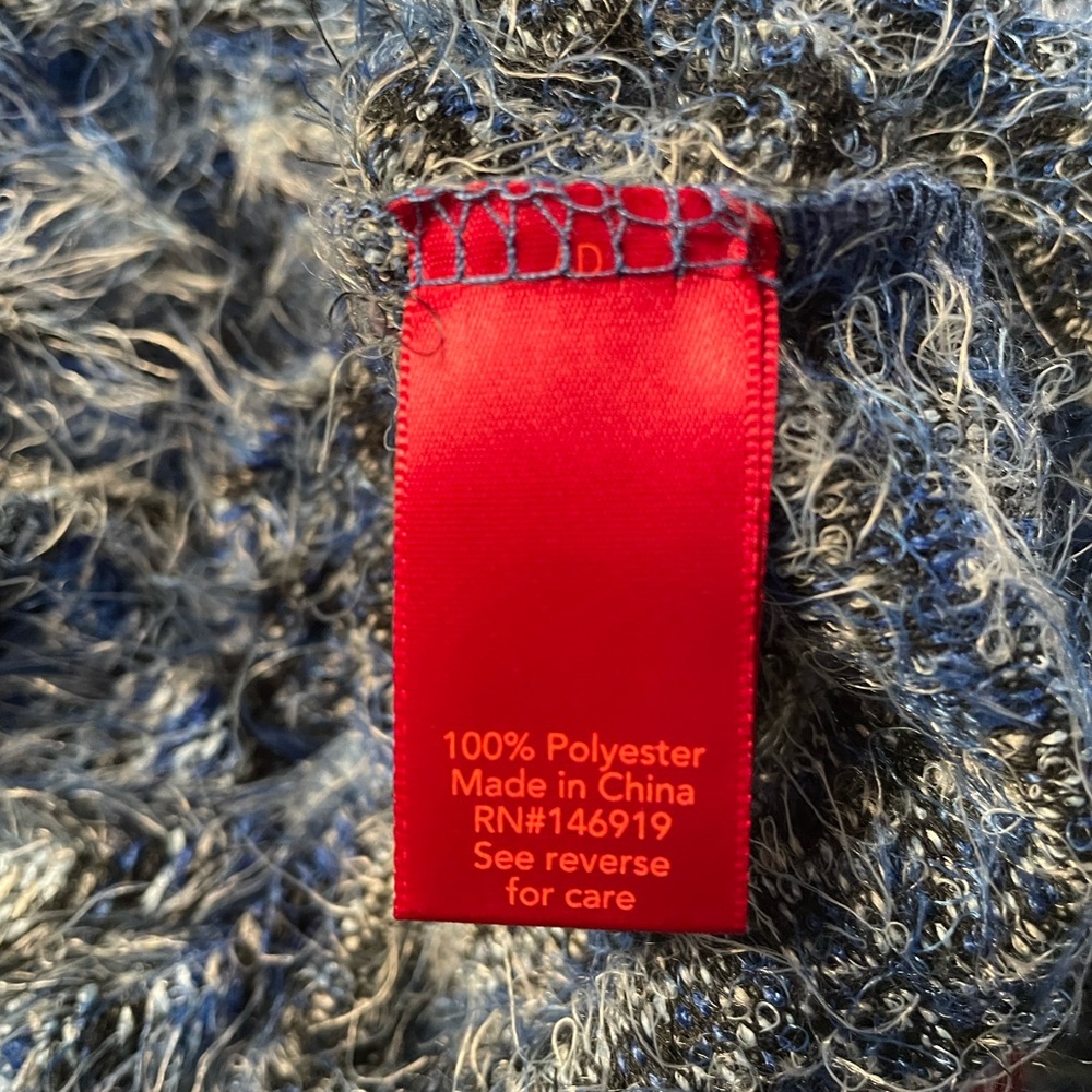 NWT Jennifer Lopez Front Twist Sweater - Picture 6 of 6